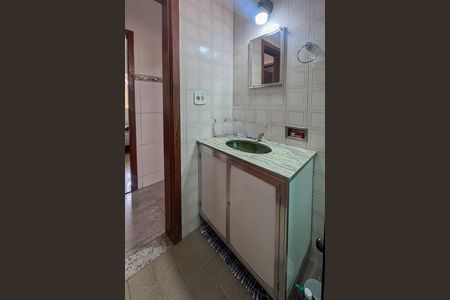 Casa à venda com 210m², 3 quartos e 3 vagas