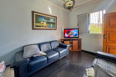 Casa à venda com 210m², 3 quartos e 3 vagas