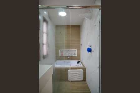 Casa de condomínio para alugar com 224m², 3 quartos e 4 vagas Casa de condomínio para alugar com 224m², 3 quartos e 4 vagasBanheiro do Quarto 3