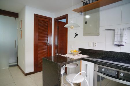 Casa de condomínio para alugar com 224m², 3 quartos e 4 vagas Casa de condomínio para alugar com 224m², 3 quartos e 4 vagasCozinha