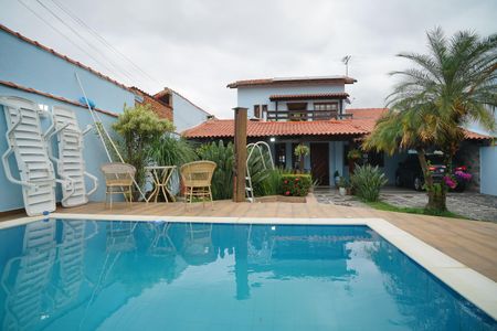 Piscina de casa de condomínio para alugar com 3 quartos, 224m² em Caxito Pequeno, Maricá