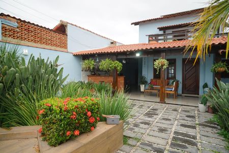 Casa de condomínio para alugar com 224m², 3 quartos e 4 vagas Casa de condomínio para alugar com 224m², 3 quartos e 4 vagasJardim