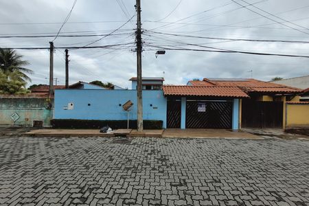 Casa de condomínio para alugar com 224m², 3 quartos e 4 vagas Casa de condomínio para alugar com 224m², 3 quartos e 4 vagasFachada