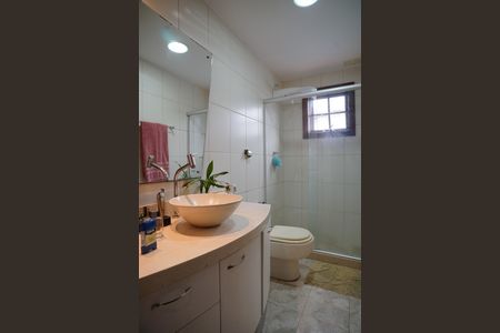Casa de condomínio para alugar com 224m², 3 quartos e 4 vagas Casa de condomínio para alugar com 224m², 3 quartos e 4 vagasBanheiro Social