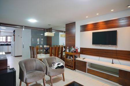 Casa de Condomínio para alugar com 3 quartos, 224m² em Caxito Pequeno, Maricá