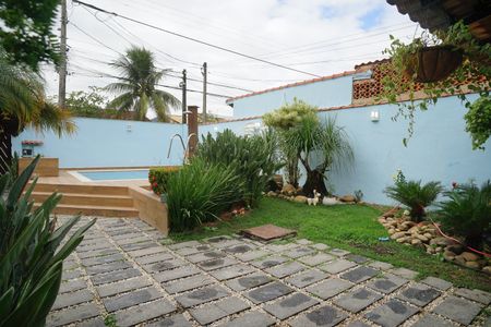 Casa de condomínio para alugar com 224m², 3 quartos e 4 vagas Casa de condomínio para alugar com 224m², 3 quartos e 4 vagasJardim