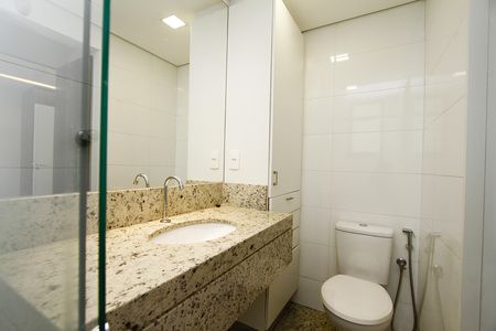 Apartamento à venda com 147m², 2 quartos e 3 vagasBanheiro da Suíte