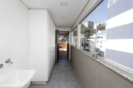 Apartamento à venda com 147m², 2 quartos e 3 vagasÁrea de Serviço