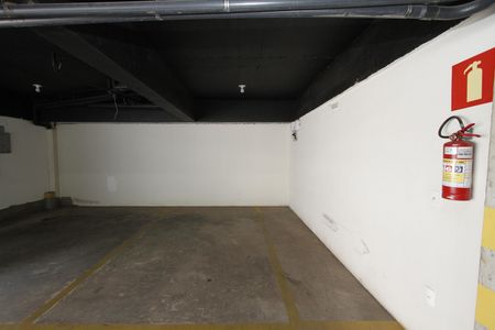 Garagem de apartamento à venda com 2 quartos, 147m² em Buritis, Belo Horizonte