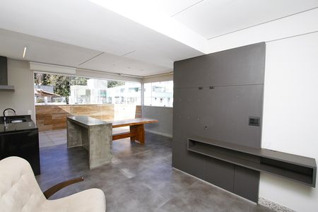 Apartamento à venda com 147m², 2 quartos e 3 vagasCobertura