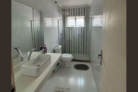 Studio à venda com 128m², 4 quartos e 3 vagas Studio à venda com 128m², 4 quartos e 3 vagasBanheiro