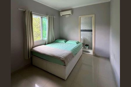 Studio à venda com 128m², 4 quartos e 3 vagas Studio à venda com 128m², 4 quartos e 3 vagasQuarto