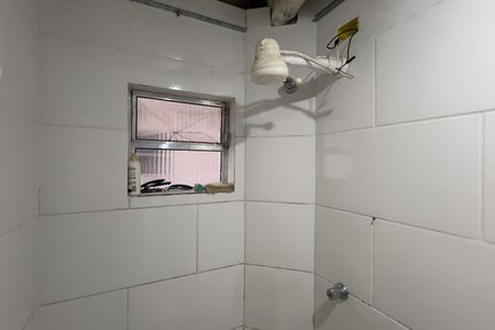 Banheiro de apartamento à venda com 1 quarto, 38m² em Parque Continental, Guarulhos