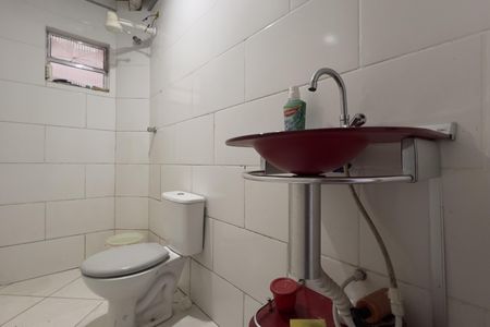 Banheiro de apartamento à venda com 1 quarto, 38m² em Parque Continental, Guarulhos