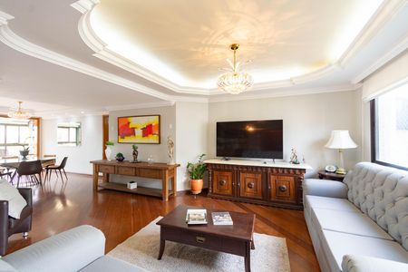 Apartamento à venda com 3 quartos, 237m² em Centro, Canoas