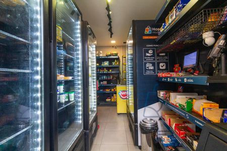 Área comum - Mercadinho de apartamento para alugar com 1 quarto, 27m² em Guaiauna, São Paulo