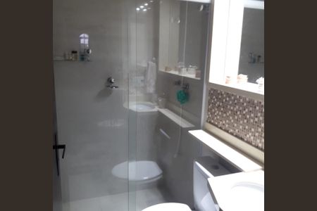 Banheiro 5 de casa à venda com 5 quartos, 411m² em City Bussocaba, Osasco