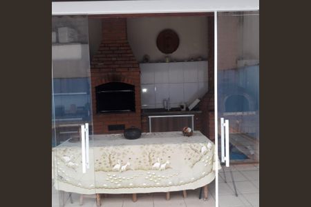 Área externa de casa à venda com 5 quartos, 411m² em City Bussocaba, Osasco