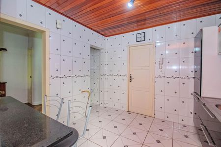 Apartamento à venda com 75m², 2 quartos e sem vaga Apartamento à venda com 75m², 2 quartos e sem vagaCozinha e Área de Serviço