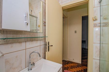 Apartamento à venda com 75m², 2 quartos e sem vaga Apartamento à venda com 75m², 2 quartos e sem vagaBanheiro
