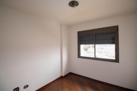 Apartamento para alugar com 135m², 3 quartos e 2 vagas Apartamento para alugar com 135m², 3 quartos e 2 vagasQuarto 2