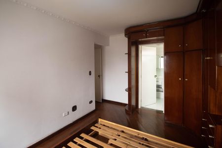 Apartamento para alugar com 135m², 3 quartos e 2 vagas Apartamento para alugar com 135m², 3 quartos e 2 vagasSuíte