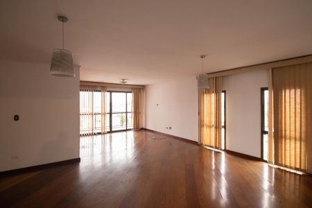 Sala de apartamento para alugar com 3 quartos, 135m² em Vila Maria Alta, São Paulo