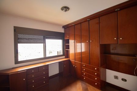 Apartamento para alugar com 135m², 3 quartos e 2 vagas Apartamento para alugar com 135m², 3 quartos e 2 vagasQuarto 1
