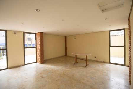 Apartamento para alugar com 135m², 3 quartos e 2 vagas Apartamento para alugar com 135m², 3 quartos e 2 vagasÁrea comum - Salão de festas