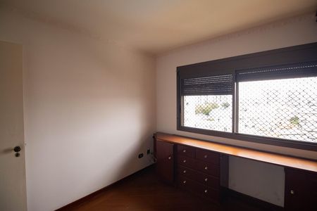 Apartamento para alugar com 135m², 3 quartos e 2 vagas Apartamento para alugar com 135m², 3 quartos e 2 vagasQuarto 1