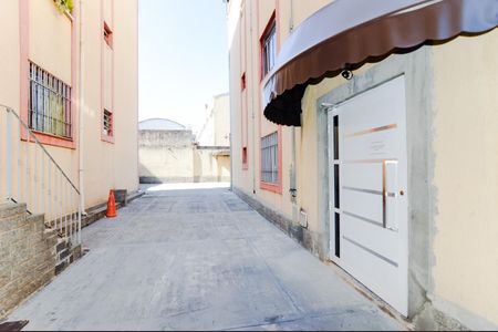 Hall de entrada de apartamento à venda com 2 quartos, 84m² em Jardim Vila Galvao, Guarulhos
