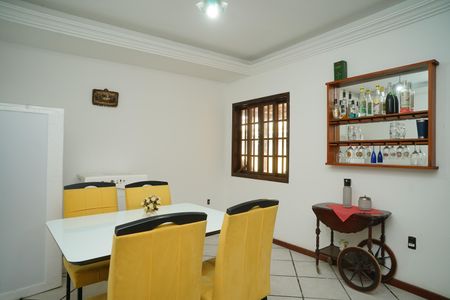 Sala de Jantar de casa para alugar com 4 quartos, 205m² em São José de Imbassai, Maricá