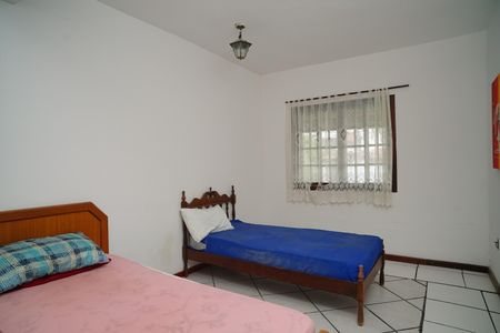 Casa para alugar com 205m², 4 quartos e 4 vagas Casa para alugar com 205m², 4 quartos e 4 vagasQuarto 1