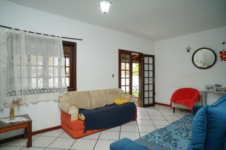 Casa para alugar com 205m², 4 quartos e 4 vagas Casa para alugar com 205m², 4 quartos e 4 vagasSala