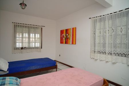 Casa para alugar com 205m², 4 quartos e 4 vagas Casa para alugar com 205m², 4 quartos e 4 vagasQuarto 1
