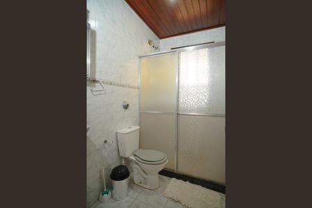 Casa para alugar com 205m², 4 quartos e 4 vagas Casa para alugar com 205m², 4 quartos e 4 vagasBanheiro Social