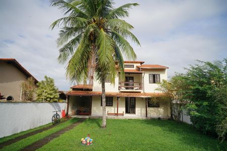 Casa para alugar com 205m², 4 quartos e 4 vagas Casa para alugar com 205m², 4 quartos e 4 vagasQuintal
