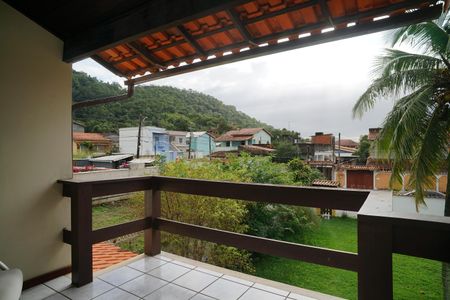 Casa para alugar com 205m², 4 quartos e 4 vagas Casa para alugar com 205m², 4 quartos e 4 vagasSacada