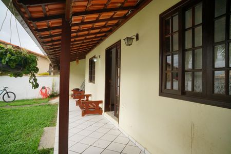Varanda de casa para alugar com 4 quartos, 205m² em São José de Imbassai, Maricá