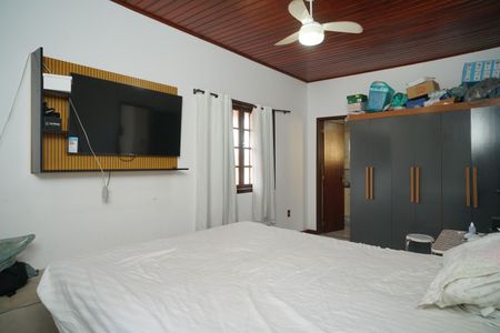 Casa para alugar com 205m², 4 quartos e 4 vagas Casa para alugar com 205m², 4 quartos e 4 vagasQuarto 4