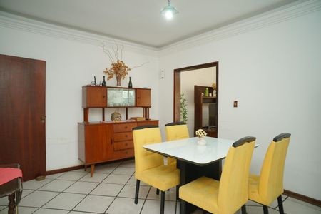 Casa para alugar com 205m², 4 quartos e 4 vagas Casa para alugar com 205m², 4 quartos e 4 vagasSala de Jantar