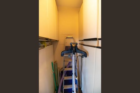 Apartamento à venda com 75m², 2 quartos e 1 vaga Apartamento à venda com 75m², 2 quartos e 1 vagaQuarto de Serviço