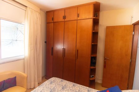 Apartamento à venda com 75m², 2 quartos e 1 vaga Apartamento à venda com 75m², 2 quartos e 1 vagaQuarto 1
