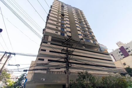 Apartamento à venda com 75m², 2 quartos e 1 vaga Apartamento à venda com 75m², 2 quartos e 1 vagaFachada