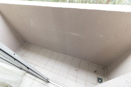 Varanda da Sala de apartamento para alugar com 2 quartos, 46m² em Jardim Santa Emilia, São Paulo