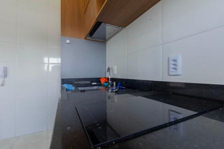 Apartamento à venda com 29m², 1 quarto e 1 vaga Apartamento à venda com 29m², 1 quarto e 1 vagaCozinha e Área de Serviço