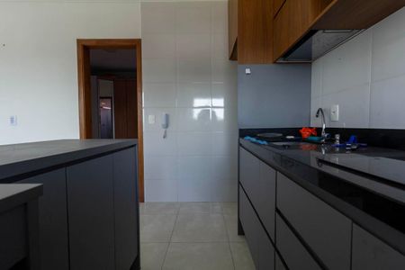 Apartamento à venda com 29m², 1 quarto e 1 vaga Apartamento à venda com 29m², 1 quarto e 1 vagaCozinha e Área de Serviço