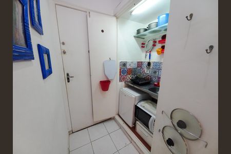 Studio à venda com 43m², 1 quarto e sem vaga Studio à venda com 43m², 1 quarto e sem vagaStudio