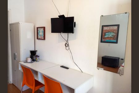 Studio à venda com 43m², 1 quarto e sem vaga Studio à venda com 43m², 1 quarto e sem vagaStudio