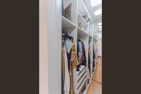 Apartamento à venda com 114m², 3 quartos e 1 vagaCloset da Suíte